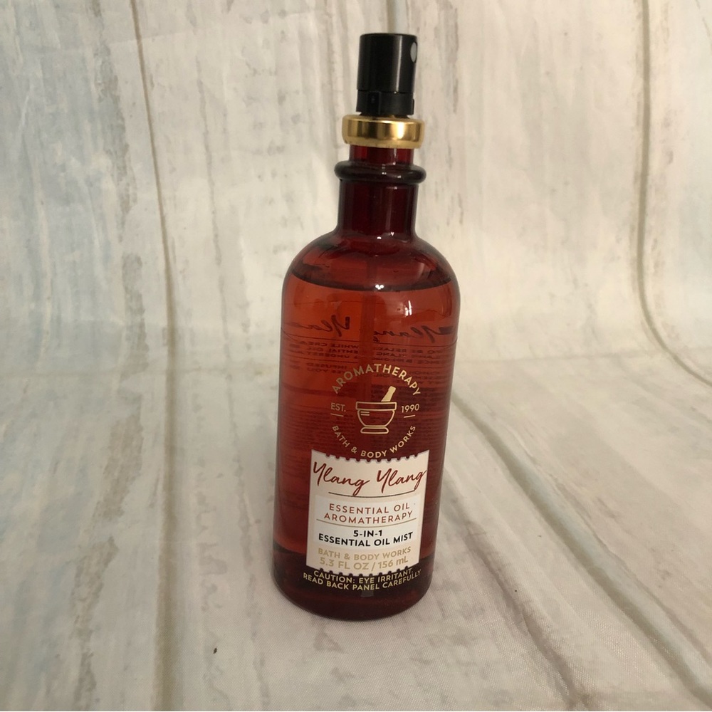 Aromatherapy Ylang Ylang 5 in 1 Essential Oil Mist - Picture 3 of 6